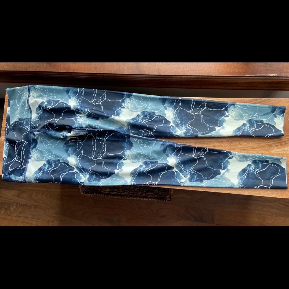 Jiva excellent condition yoga pants.